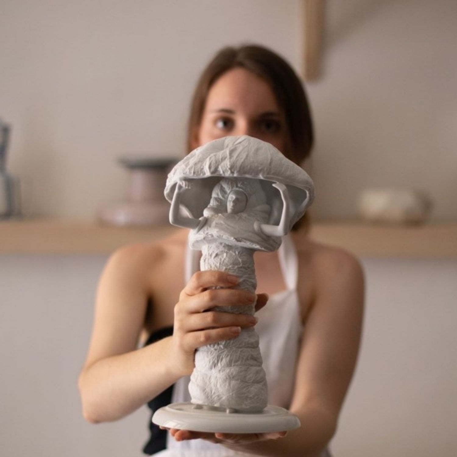 Helena Patelisová – Czech porcelain designer and artist